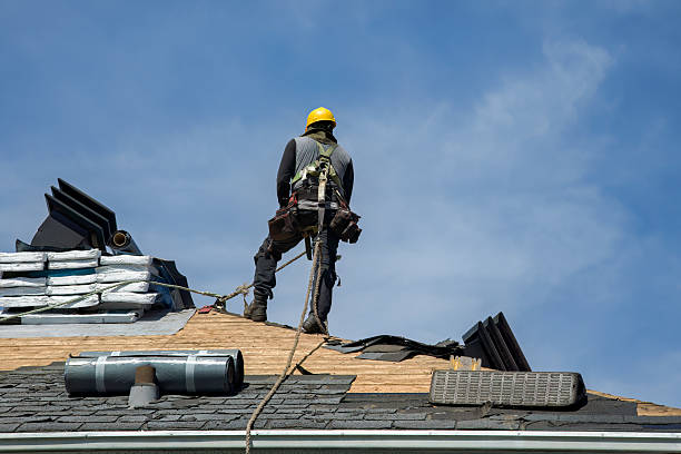 Professional Roofing technician working in Kennebunkport, ME